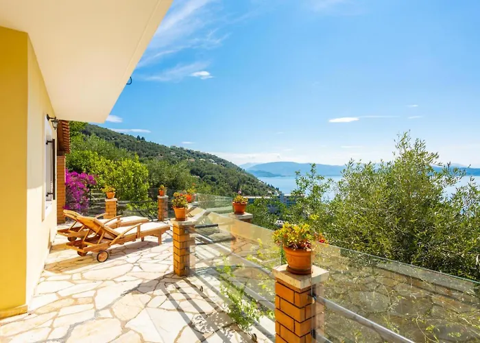 Lina بيت للعطل Agní